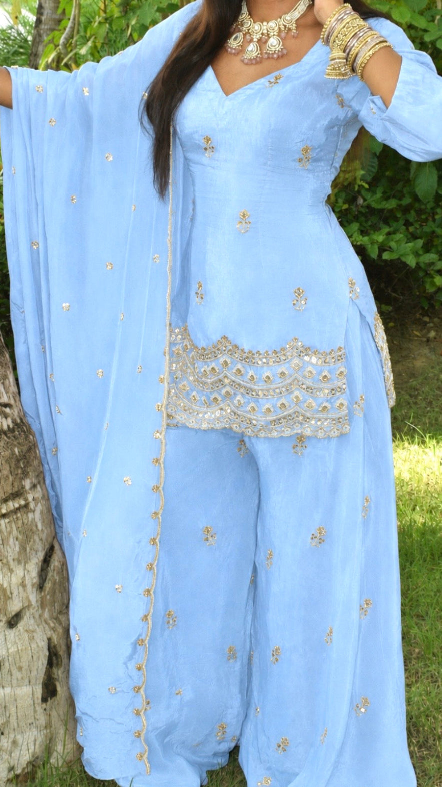 The Asmaan Sharara Set