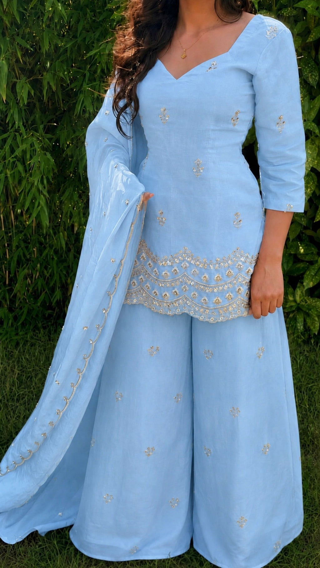 The Asmaan Sharara Set